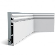 Напольный плинтус с гладким профилем Orac Decor SX193